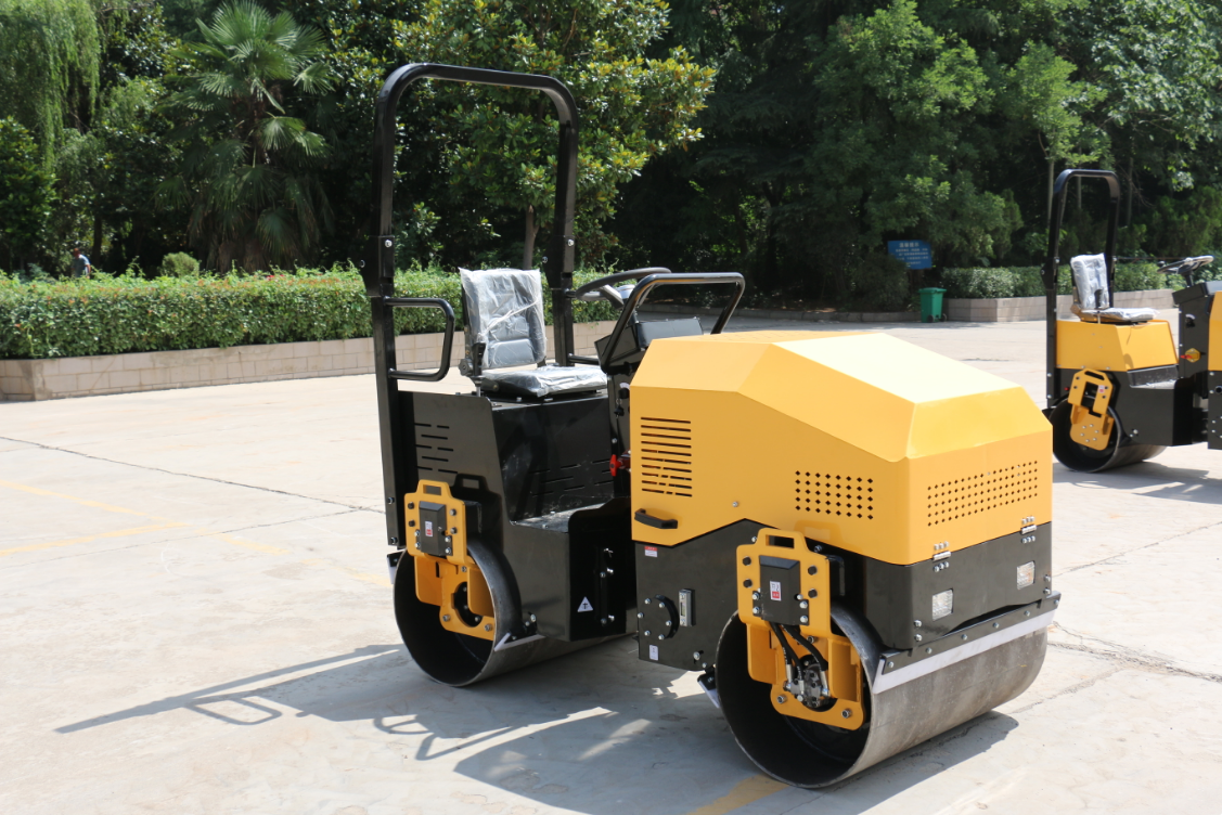 LTC302 Road Roller 2Ton Double Drum Road Roller Machinery for Road Construction