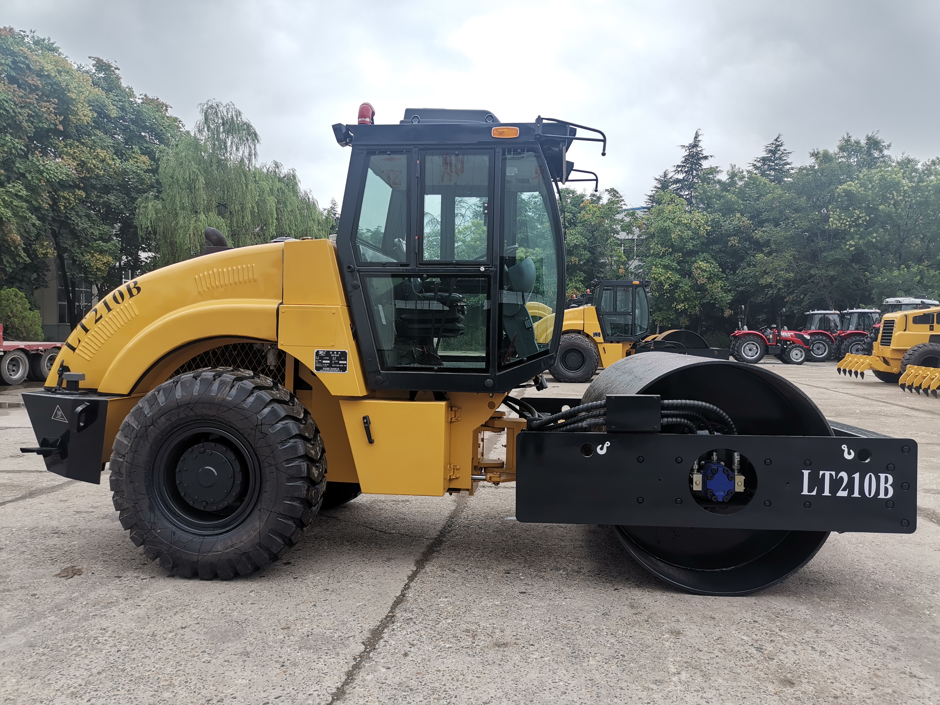 LT210B road roller 10 Tons Single Drum Big Mechanical Road Roller