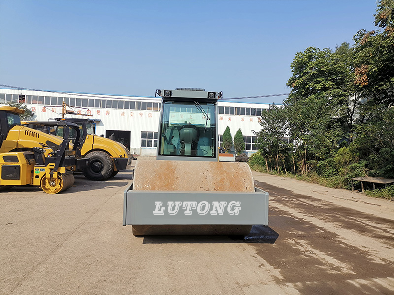 LTD210H road roller Lutong 10 Ton Hydraulic Single Drum Road Roller